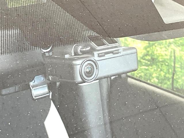 ノート Ｘ　全周囲カメラ　純正ナビ　衝突被害軽減システム　禁煙車　スマートキー　ＥＴＣ　車線逸脱警報　ワンオーナー　オートライト　オートエアコン　Ｂｌｕｅｔｏｏｔｈ　ＣＤ　ＤＶＤ再生　フルセグ（33枚目）