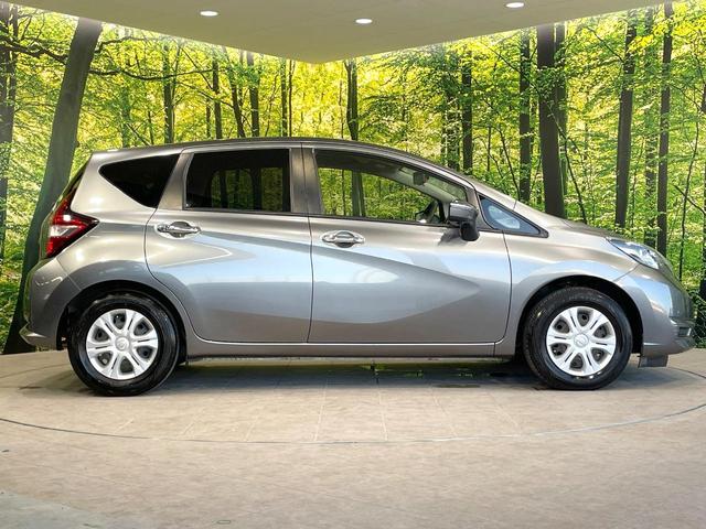 ノート Ｘ　全周囲カメラ　純正ナビ　衝突被害軽減システム　禁煙車　スマートキー　ＥＴＣ　車線逸脱警報　ワンオーナー　オートライト　オートエアコン　Ｂｌｕｅｔｏｏｔｈ　ＣＤ　ＤＶＤ再生　フルセグ（45枚目）