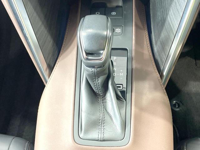 ハリアー Ｇ　純正１２．３型ナビ　衝突被害軽減システム　バックカメラ　レーダークルーズ　禁煙車　電動リアゲート　ハーフレザーシート　パワーシート　コーナーセンサー　スマートキー　ＬＥＤヘッド　ＥＴＣ（60枚目）