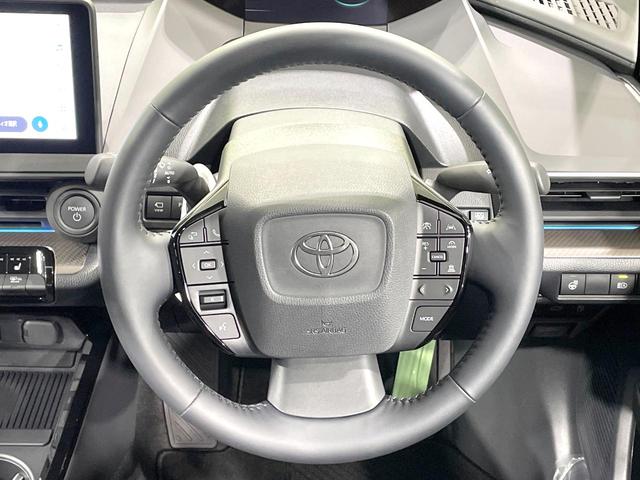 プリウス Ｚ　純正１２．３型ナビ　全周囲カメラ　衝突被害軽減　レーダークルーズ　禁煙車　電動リアゲート　レザーシート　シートベンチレーション　コーナーセンサー　ＬＥＤヘッド　ＥＴＣ２．０　純正１９インチアルミ（11枚目）