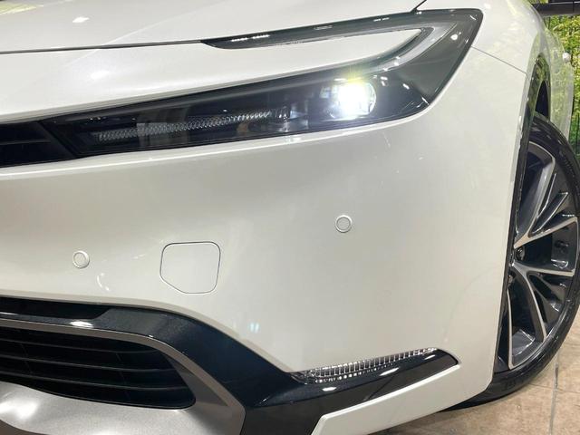 プリウス Ｚ　純正１２．３型ナビ　全周囲カメラ　衝突被害軽減　レーダークルーズ　禁煙車　電動リアゲート　レザーシート　シートベンチレーション　コーナーセンサー　ＬＥＤヘッド　ＥＴＣ２．０　純正１９インチアルミ（12枚目）