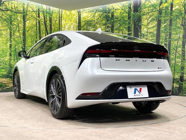 プリウス Ｚ　純正１２．３型ナビ　全周囲カメラ　衝突被害軽減　レーダークルーズ　禁煙車　電動リアゲート　レザーシート　シートベンチレーション　コーナーセンサー　ＬＥＤヘッド　ＥＴＣ２．０　純正１９インチアルミ（25枚目）