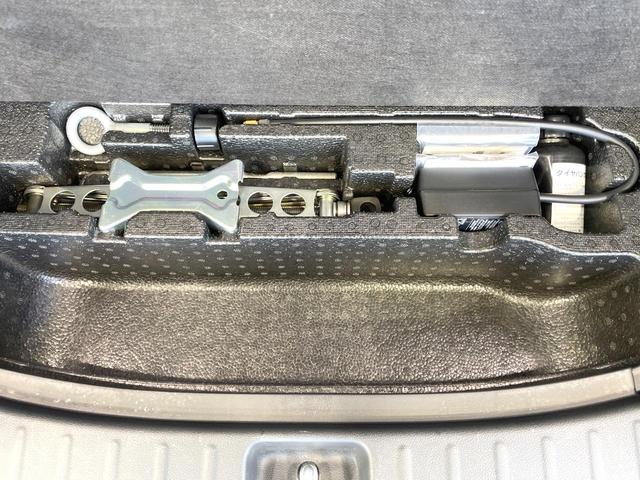 N-BOX G SDナビ 禁煙車 スマートキー オートエアコン CD/DVD再生 地デジ アイドリングストップ 横滑防止装置 プライバシーガラス 盗難防止装置 電動格納ミラー(47枚目)