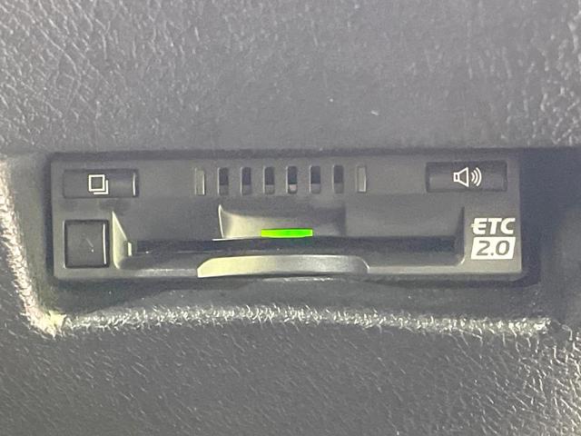 シエンタ G クエロ 両側電動スライドドア トヨタセーフティセンス 禁煙車 純正9型ナビ バックカメラ ETC Bluetooth フルセグ ハーフレザーシート LEDヘッドライト LEDフォグライト クリアランスソナー(7枚目)