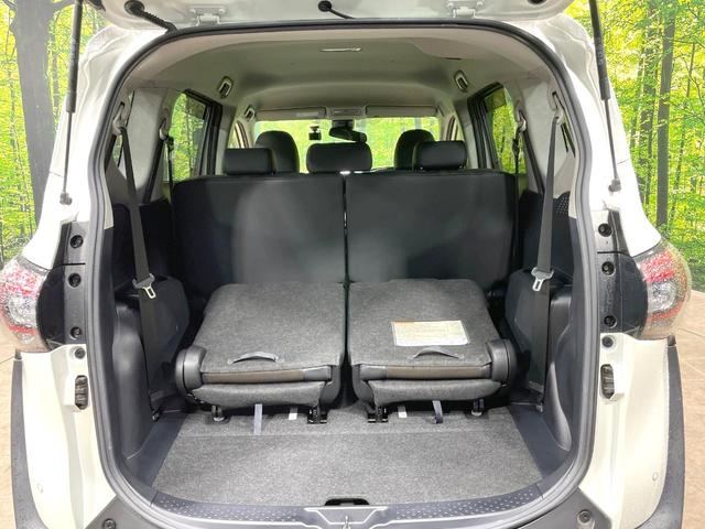 シエンタ G クエロ 両側電動スライドドア トヨタセーフティセンス 禁煙車 純正9型ナビ バックカメラ ETC Bluetooth フルセグ ハーフレザーシート LEDヘッドライト LEDフォグライト クリアランスソナー(11枚目)