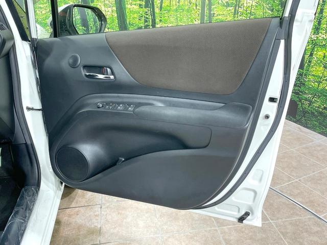 シエンタ G クエロ 両側電動スライドドア トヨタセーフティセンス 禁煙車 純正9型ナビ バックカメラ ETC Bluetooth フルセグ ハーフレザーシート LEDヘッドライト LEDフォグライト クリアランスソナー(45枚目)