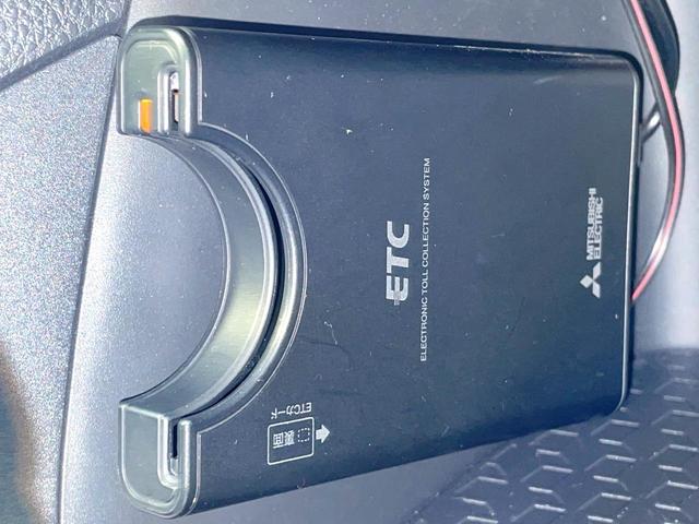 ヤリス X 8型ディスプレイオーディオ バックカメラ 衝突被害軽減 禁煙車 コーナーセンサー スマートキー ETC オートハイビーム 車線逸脱警報 オートライト Bluetooth(7枚目)
