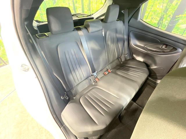 ヤリス X 8型ディスプレイオーディオ バックカメラ 衝突被害軽減 禁煙車 コーナーセンサー スマートキー ETC オートハイビーム 車線逸脱警報 オートライト Bluetooth(9枚目)