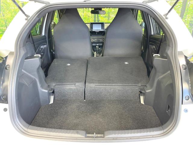 ヤリス X 8型ディスプレイオーディオ バックカメラ 衝突被害軽減 禁煙車 コーナーセンサー スマートキー ETC オートハイビーム 車線逸脱警報 オートライト Bluetooth(10枚目)