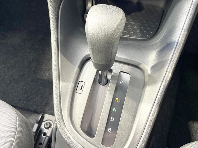 ヤリス X 8型ディスプレイオーディオ バックカメラ 衝突被害軽減 禁煙車 コーナーセンサー スマートキー ETC オートハイビーム 車線逸脱警報 オートライト Bluetooth(55枚目)