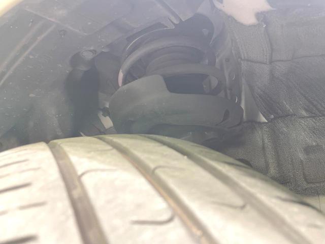 プリウス S SDナビ バックカメラ 衝突被害軽減システム 100V電源 レーダークルーズ 禁煙車 コーナーセンサー スマートキー LEDヘッド ビルトインETC 車線逸脱警報 オートライト オートエアコン(20枚目)