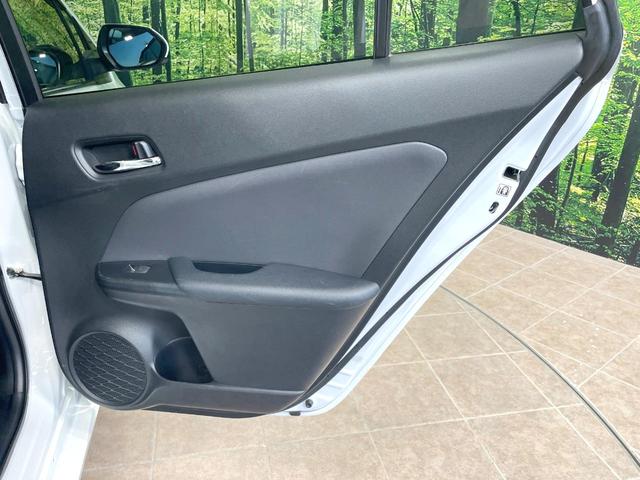 プリウス S SDナビ バックカメラ 衝突被害軽減システム 100V電源 レーダークルーズ 禁煙車 コーナーセンサー スマートキー LEDヘッド ビルトインETC 車線逸脱警報 オートライト オートエアコン(35枚目)