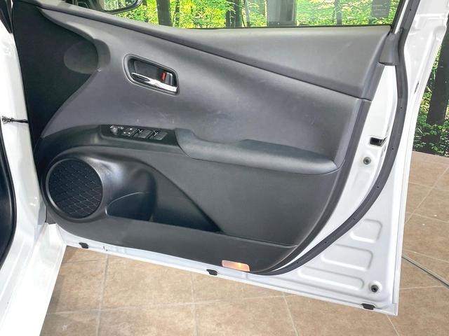 プリウス S SDナビ バックカメラ 衝突被害軽減システム 100V電源 レーダークルーズ 禁煙車 コーナーセンサー スマートキー LEDヘッド ビルトインETC 車線逸脱警報 オートライト オートエアコン(37枚目)