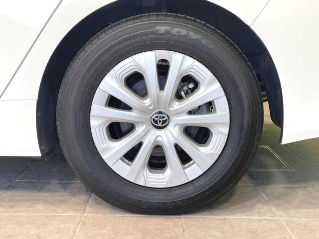 プリウス S SDナビ バックカメラ 衝突被害軽減システム 100V電源 レーダークルーズ 禁煙車 コーナーセンサー スマートキー LEDヘッド ビルトインETC 車線逸脱警報 オートライト オートエアコン(40枚目)