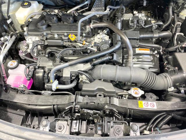 シエンタ ハイブリッドＺ　両側電動ドア　全周囲カメラ　メーカーナビ　衝突軽減　１００Ｖ電源　レーダークルーズ　禁煙車　スマートキー　コーナーセンサー　ブラインドスポットモニター　ＬＥＤヘッド　ＥＴＣ　オートハイビーム（19枚目）