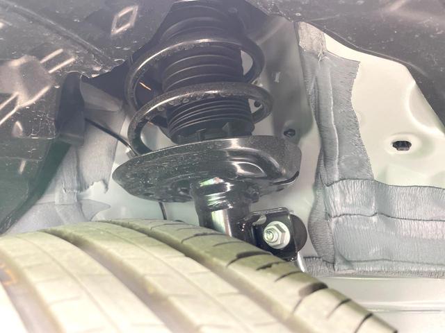 シエンタ ハイブリッドＺ　両側電動ドア　全周囲カメラ　メーカーナビ　衝突軽減　１００Ｖ電源　レーダークルーズ　禁煙車　スマートキー　コーナーセンサー　ブラインドスポットモニター　ＬＥＤヘッド　ＥＴＣ　オートハイビーム（21枚目）