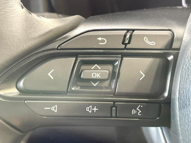 シエンタ ハイブリッドＺ　両側電動ドア　全周囲カメラ　メーカーナビ　衝突軽減　１００Ｖ電源　レーダークルーズ　禁煙車　スマートキー　コーナーセンサー　ブラインドスポットモニター　ＬＥＤヘッド　ＥＴＣ　オートハイビーム（30枚目）