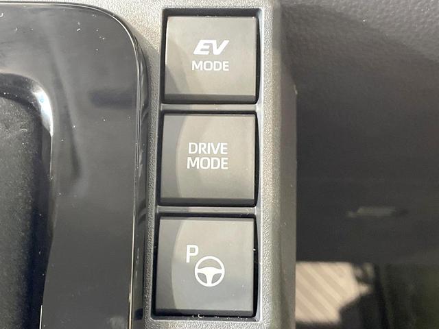 シエンタ ハイブリッドＺ　両側電動ドア　全周囲カメラ　メーカーナビ　衝突軽減　１００Ｖ電源　レーダークルーズ　禁煙車　スマートキー　コーナーセンサー　ブラインドスポットモニター　ＬＥＤヘッド　ＥＴＣ　オートハイビーム（33枚目）