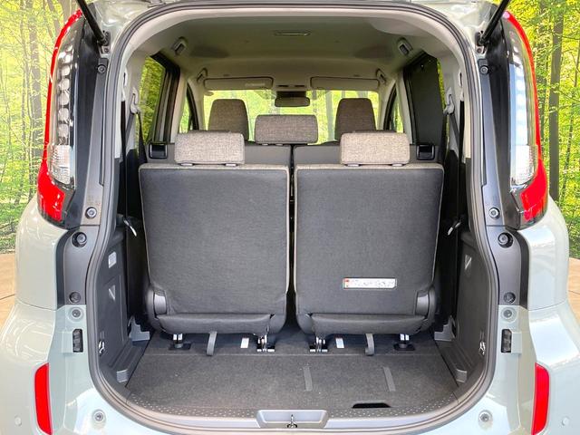 シエンタ ハイブリッドＺ　両側電動ドア　全周囲カメラ　メーカーナビ　衝突軽減　１００Ｖ電源　レーダークルーズ　禁煙車　スマートキー　コーナーセンサー　ブラインドスポットモニター　ＬＥＤヘッド　ＥＴＣ　オートハイビーム（52枚目）