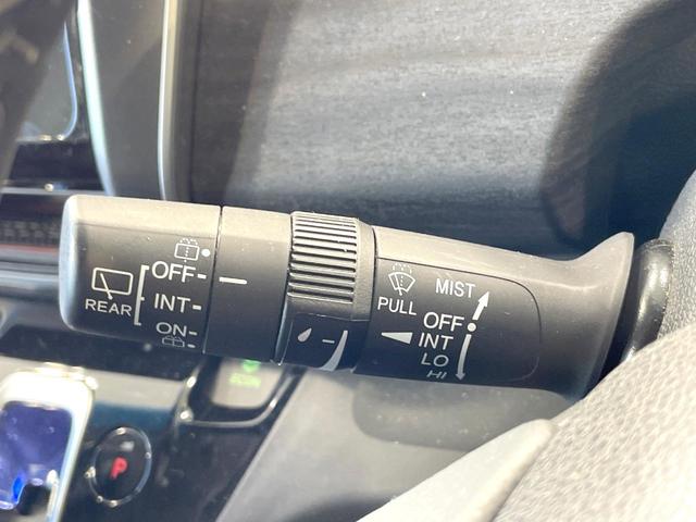 フリードハイブリッド ハイブリッド・ＥＸ　両側電動ドア　メーカーナビ　バックカメラ　衝突被害軽減システム　レーダークルーズ　禁煙車　ハーフレザーシート　ドラレコ　スマートキー　ＬＥＤヘッド　ビルトインＥＴＣ　車線逸脱警報　オートライト（33枚目）