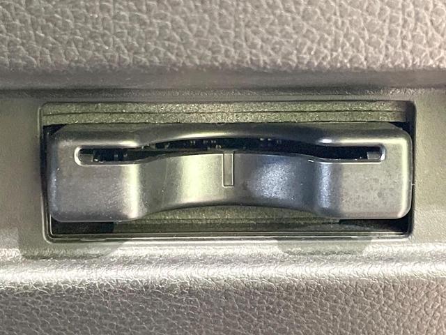 フレアワゴンタフスタイル ハイブリッドＸＳ　両側電動ドア　ＳＤナビ　バックカメラ　衝突被害軽減　禁煙車　シートヒーター　スマートキー　ＥＴＣ　車線逸脱警報　オートエアコン　Ｂｌｕｅｔｏｏｔｈ　ＣＤ／ＤＶＤ再生　フルセグ　アイドリングストップ（23枚目）