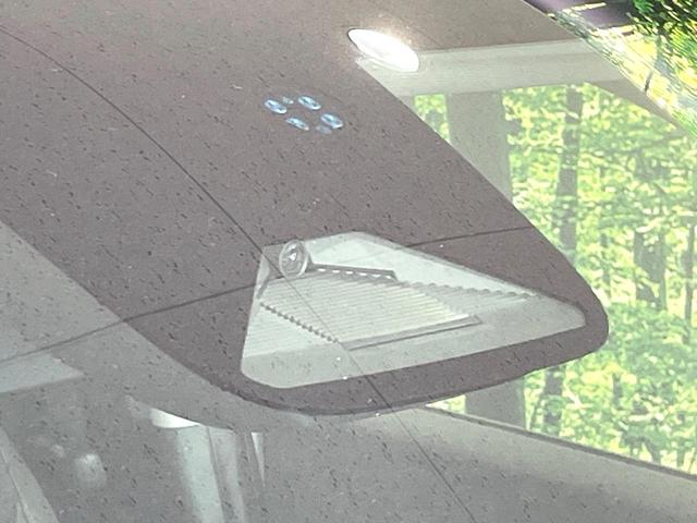 ヴェゼル e:HEV Z 登録済未使用車 純正9型ナビ 全周囲カメラ 衝突被害軽減 レーダークルーズ 電動リアゲート コーナーセンサー スマートキー LEDヘッド ETC2.0 オートハイビーム オートライト(3枚目)