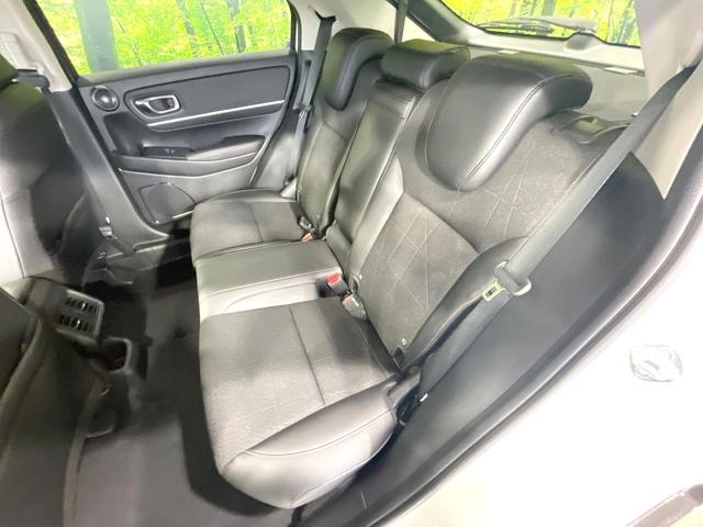 ヴェゼル e:HEV Z 登録済未使用車 純正9型ナビ 全周囲カメラ 衝突被害軽減 レーダークルーズ 電動リアゲート コーナーセンサー スマートキー LEDヘッド ETC2.0 オートハイビーム オートライト(9枚目)