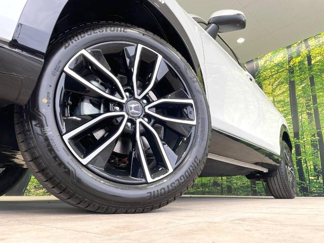 ヴェゼル e:HEV Z 登録済未使用車 純正9型ナビ 全周囲カメラ 衝突被害軽減 レーダークルーズ 電動リアゲート コーナーセンサー スマートキー LEDヘッド ETC2.0 オートハイビーム オートライト(13枚目)