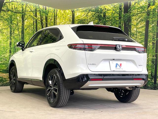 ヴェゼル e:HEV Z 登録済未使用車 純正9型ナビ 全周囲カメラ 衝突被害軽減 レーダークルーズ 電動リアゲート コーナーセンサー スマートキー LEDヘッド ETC2.0 オートハイビーム オートライト(25枚目)