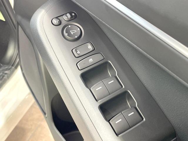 ヴェゼル e:HEV Z 登録済未使用車 純正9型ナビ 全周囲カメラ 衝突被害軽減 レーダークルーズ 電動リアゲート コーナーセンサー スマートキー LEDヘッド ETC2.0 オートハイビーム オートライト(36枚目)