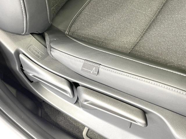 ヴェゼル e:HEV Z 登録済未使用車 純正9型ナビ 全周囲カメラ 衝突被害軽減 レーダークルーズ 電動リアゲート コーナーセンサー スマートキー LEDヘッド ETC2.0 オートハイビーム オートライト(50枚目)