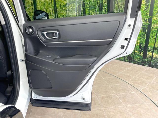 ヴェゼル e:HEV Z 登録済未使用車 純正9型ナビ 全周囲カメラ 衝突被害軽減 レーダークルーズ 電動リアゲート コーナーセンサー スマートキー LEDヘッド ETC2.0 オートハイビーム オートライト(58枚目)