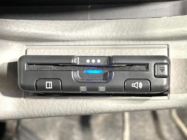 ワゴンＲ ＦＸリミテッドＩＩ　バックカメラ　禁煙車　デジタルインナーミラー　スマートキー　ＥＴＣ　オートエアコン　純正１４インチアルミ　ＣＤオーディオ　盗難防止装置　プライバシーガラス　電動格納ミラー（4枚目）