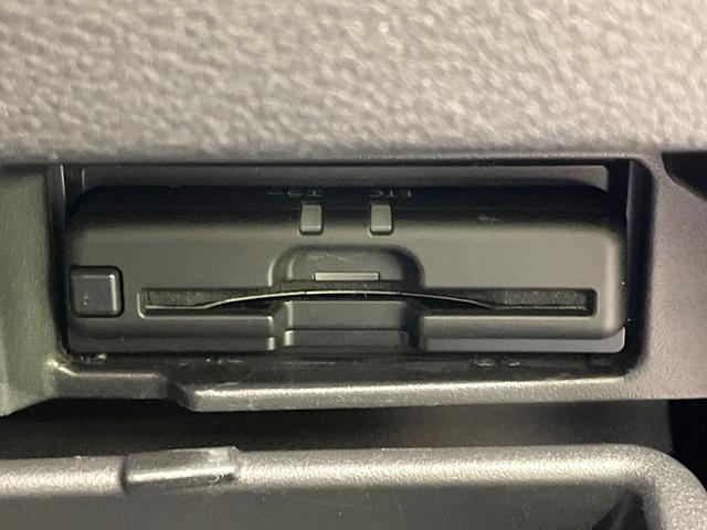 セレナ ハイウェイスターV 純正9インチナビ 両側電動ドア プロパイロット インテリジェントエマージェンシーブレーキ 全周囲カメラ ETC 禁煙車 デジタルインナーミラー ブラインドスポットモニター Bluetooth フルセグ(26枚目)