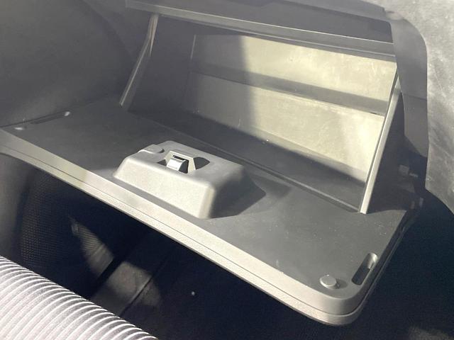 セレナ ハイウェイスターV 純正9インチナビ 両側電動ドア プロパイロット インテリジェントエマージェンシーブレーキ 全周囲カメラ ETC 禁煙車 デジタルインナーミラー ブラインドスポットモニター Bluetooth フルセグ(37枚目)