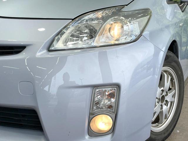 プリウス S 禁煙車 ナビ バックカメラ Bluetooth再生 寒冷地仕様 15インチアルミ ETC フォグライト スマートキー プライバシーガラス 盗難防止装置 オートエアコン(11枚目)