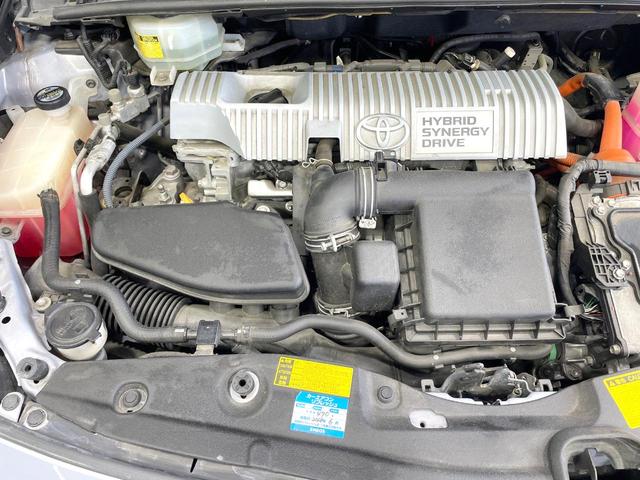 プリウス S 禁煙車 ナビ バックカメラ Bluetooth再生 寒冷地仕様 15インチアルミ ETC フォグライト スマートキー プライバシーガラス 盗難防止装置 オートエアコン(18枚目)