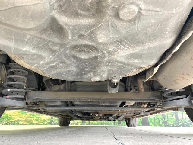 プリウス S 禁煙車 ナビ バックカメラ Bluetooth再生 寒冷地仕様 15インチアルミ ETC フォグライト スマートキー プライバシーガラス 盗難防止装置 オートエアコン(19枚目)