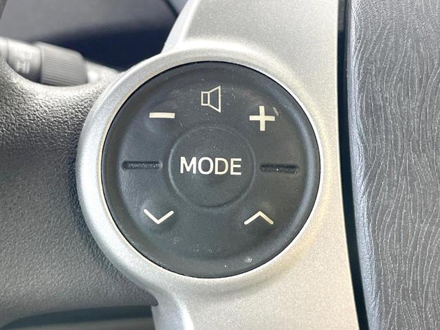 プリウス S 禁煙車 ナビ バックカメラ Bluetooth再生 寒冷地仕様 15インチアルミ ETC フォグライト スマートキー プライバシーガラス 盗難防止装置 オートエアコン(28枚目)