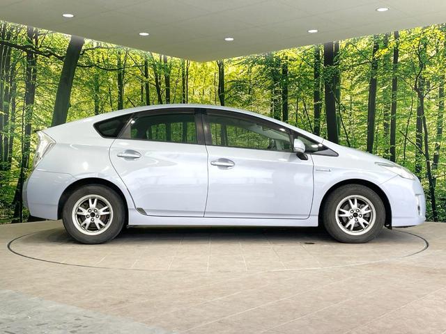 プリウス S 禁煙車 ナビ バックカメラ Bluetooth再生 寒冷地仕様 15インチアルミ ETC フォグライト スマートキー プライバシーガラス 盗難防止装置 オートエアコン(38枚目)