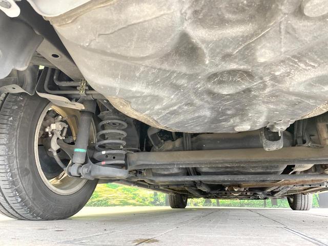 プリウス S 禁煙車 ナビ バックカメラ Bluetooth再生 寒冷地仕様 15インチアルミ ETC フォグライト スマートキー プライバシーガラス 盗難防止装置 オートエアコン(49枚目)