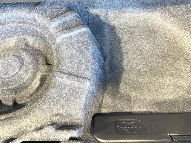 ノア ハイブリッドS-Z 禁煙車 トヨタセーフティーセンス 純正10.5型ナビ フリップダウンモニター 快適利便パッケージ 両側電動スライドドア デジタルインナーミラー ブラインドスポットモニター シートヒーター(58枚目)