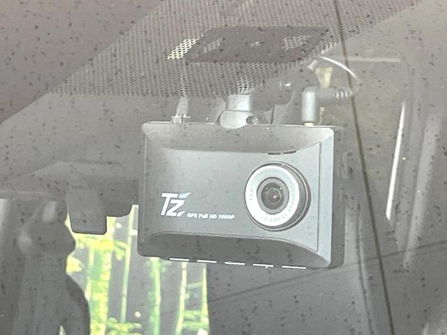 ノア ハイブリッドS-Z 禁煙車 トヨタセーフティーセンス 純正10.5型ナビ フリップダウンモニター 快適利便パッケージ 両側電動スライドドア デジタルインナーミラー ブラインドスポットモニター シートヒーター(65枚目)