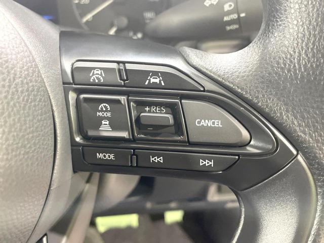 シエンタ ハイブリッドX 登録済未使用車 トヨタセーフティーセンス 電動スライドドア レーダークルーズ LEDヘッド オートハイビーム スマートキー オートエアコン クリアランスソナー 7人乗(5枚目)