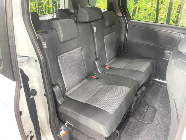 シエンタ ハイブリッドX 登録済未使用車 トヨタセーフティーセンス 電動スライドドア レーダークルーズ LEDヘッド オートハイビーム スマートキー オートエアコン クリアランスソナー 7人乗(9枚目)