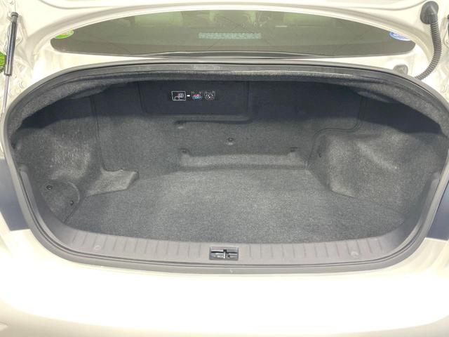 スカイライン 350GT ハイブリッド タイプP 衝突軽減 純正8型ナビ 全周囲カメラ シートヒーター 禁煙車 レーダークルーズ オートマチックハイビーム LEDヘッド 純正17インチアルミ LEDフォグ デュアルエアコン ETC(10枚目)