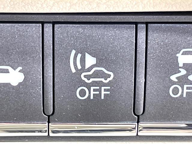 スカイライン 350GT ハイブリッド タイプP 衝突軽減 純正8型ナビ 全周囲カメラ シートヒーター 禁煙車 レーダークルーズ オートマチックハイビーム LEDヘッド 純正17インチアルミ LEDフォグ デュアルエアコン ETC(45枚目)