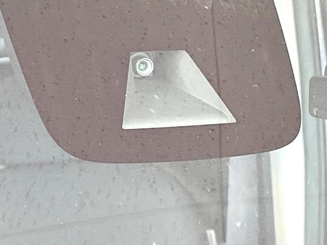 デイズルークス X Vセレクション 禁煙 両側電動ドア 純正ナビ 全周囲カメラ エマージェンシーブレーキ ドラレコ コーナーセンサー スマートキー LEDヘッド オートエアコン 純正14インチアルミ Bluetooth(3枚目)