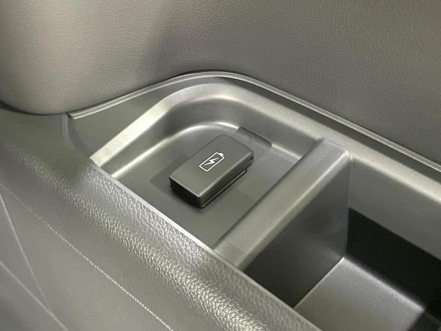 ステップワゴン e:HEVスパーダ 登録済未使用車 純正11.4型ナビ 両側電動ドア バックカメラ 衝突被害軽減 電動リアゲート レーダークルーズ シートヒーター コーナーセンサー LEDヘッド オートハイビーム 純正16インチアルミ(44枚目)