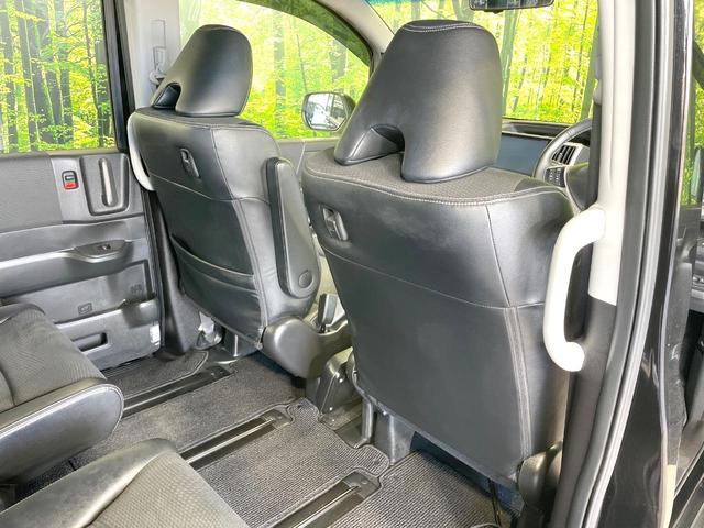 ステップワゴンスパーダ Z クールスピリット 後席モニター 純正9型ナビ 両側電動ドア バックカメラ 禁煙車 純正17インチアルミ ハーフレザーシート スマートキー HIDヘッド ETC クルコン オートライト オートエアコン パドルシフト(47枚目)